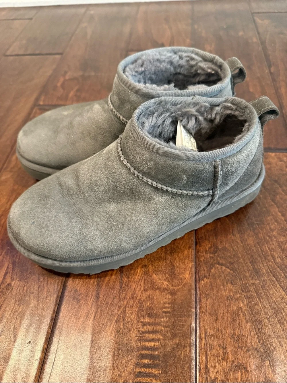 UGG Gray Shearling-Lined Boot Interior with Branded Size Tag